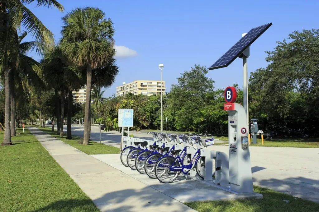 Busting The Bikeshare Bubble: Understanding Transit Integration with an Emerging Mode